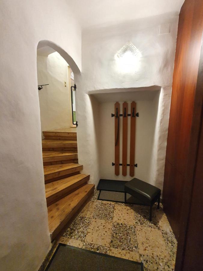 Gasthof Gruener Baum Kirchberg am Wechsel Bagian luar foto