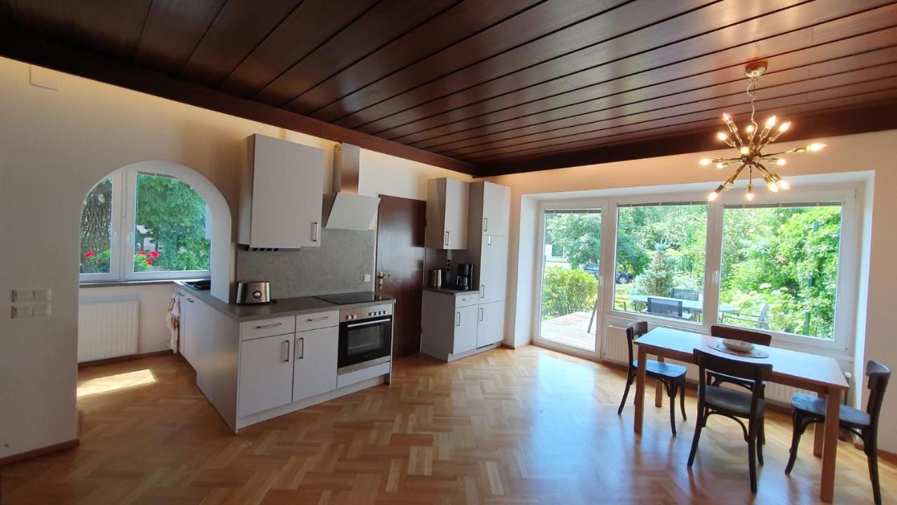 Gasthof Gruener Baum Kirchberg am Wechsel Bagian luar foto